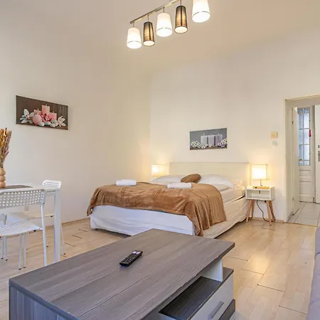 1br Apt, Smart Tv & Fully Equipped, For Longstays Apartmán