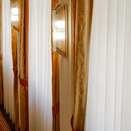 Hotel City Central 4*