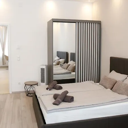 Lux Prime With Free Parking And Fast Internet 600 Mbits Apartamento Viena