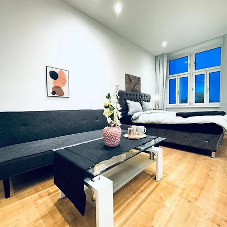 Lovely 4br Near Kaufpark Alterlaa Viena