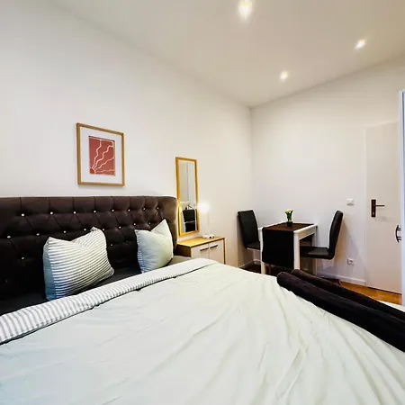 Lovely 4br Near Kaufpark Alterlaa Apartament Viena