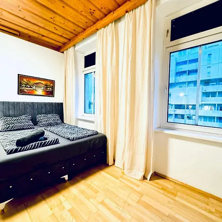 Apartment Cozy 4br For Up To 12p 10-min To Fac Platz