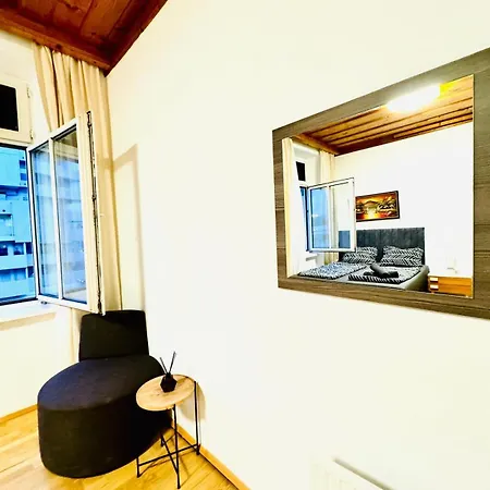 Apartment Cozy 4br For Up To 12p 10-min To Fac Platz *