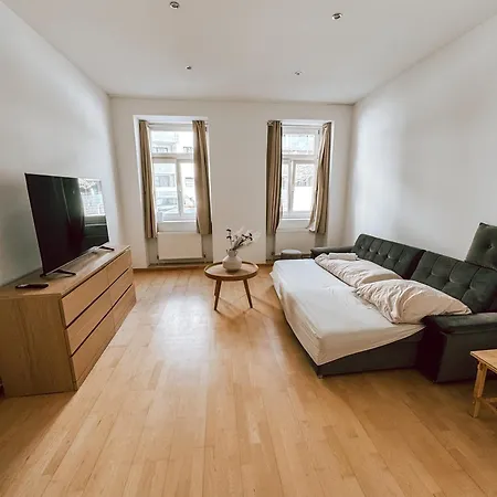 Zentrales Naehe Schoenbrunn - 5 Pers Apartamento *