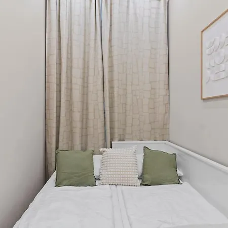 2 Minutes To Mariahilferstrasse I Bars I Fast Wifi Appartement Wenen
