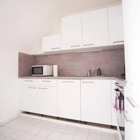 Close To Shopping Street I Close Metro I Designer Apartmán
