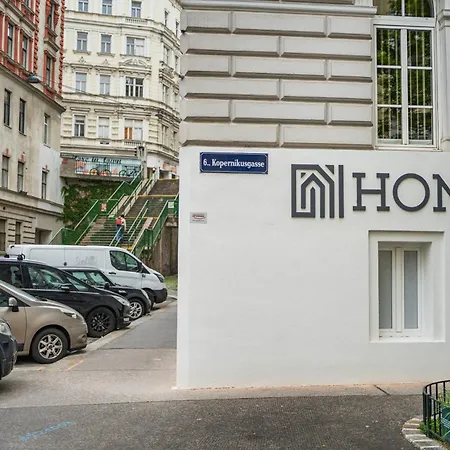 Home1 - Kopernikus Auberge de jeunesse *