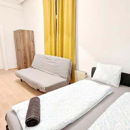 Spacious - 15 Min From Airport & Center, 5 Min From Main-bus Station Ez 42 Viena