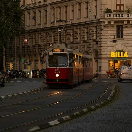Hideauts R Hotel Vienna