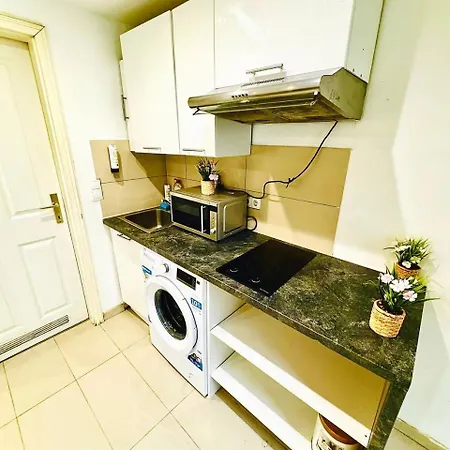 Charming At Maerzstrasse Close To Attractions Apartament
