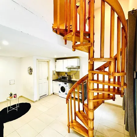 Charming At Maerzstrasse Close To Attractions Viena