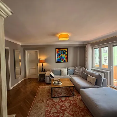 Beautiful 2 Bedroom In Centre Apartamento *