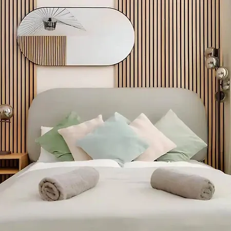 Apartment At Danube I 6 Minutes To Metro I Fast Wifi