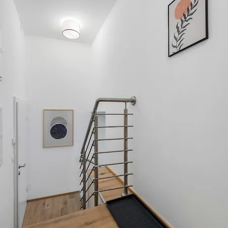 Modern Housing Viena