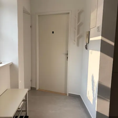 Stylish Und Neu Renoviert In Ruhelage Mit Zentrumsanbindung