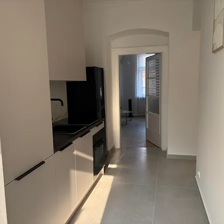 Stylish Und Neu Renoviert In Ruhelage Mit Zentrumsanbindung Apartment *