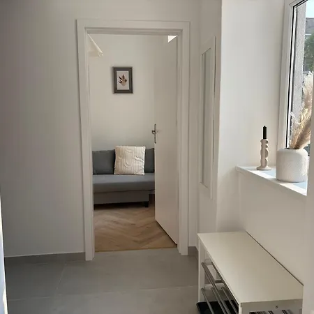 Stylish Und Neu Renoviert In Ruhelage Mit Zentrumsanbindung Apartment Vienna
