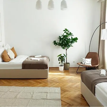 Apartment 200 M2 Eden Garden With Terrace *