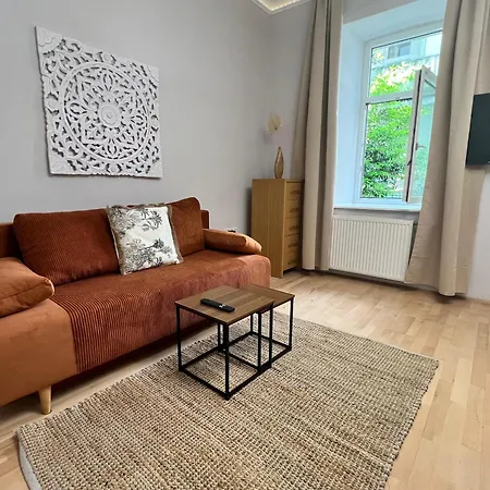 Stylish Modern For 4p With Private Garden Apartmán *