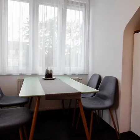 Quiet Oasis For Up To 5 Guests Appartamento