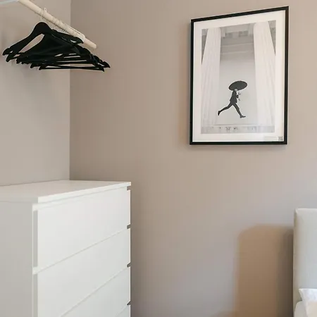 Homey 2br Perfect For 4-6 Metro Close To Naschmarkt Apartmán *