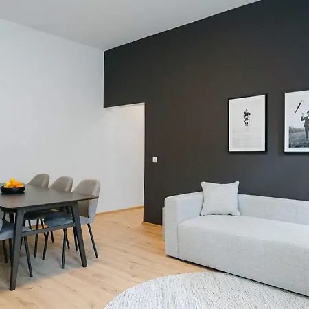 Homey 2br Perfect For 4-6 Metro Close To Naschmarkt * Vídeň