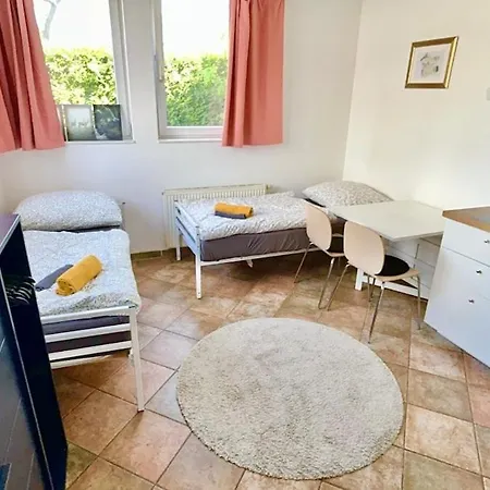 Apartamento With Easy Access & Parking *