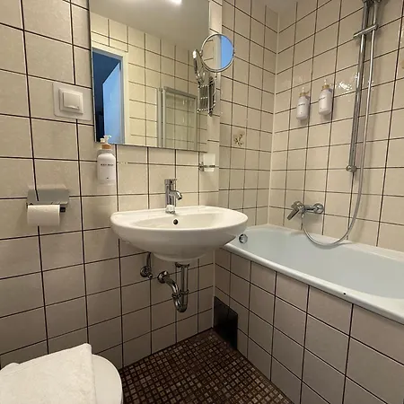 Apartament Dependance I 6 Mins To U6 Alser Strasse I Self Check In *