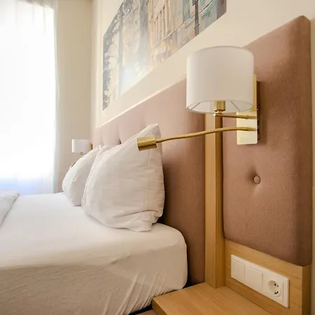 Parklane Boutique - Newly Renovated Hotel Vienne