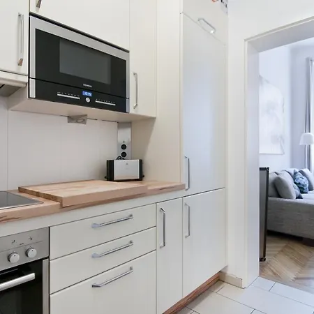 Heymi Opernring Apartment Vienna