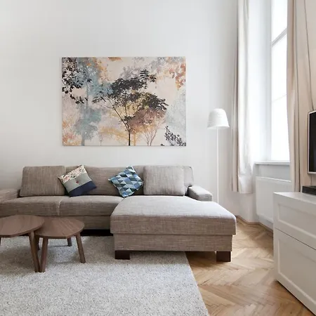 Apartment Heymi Opernring Vienna