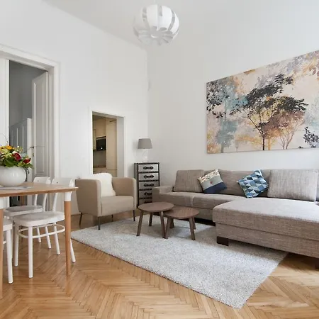 Heymi Opernring Apartment Vienna