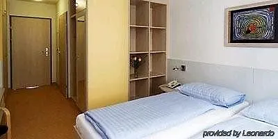 Kolping Zentral Hotel 2*