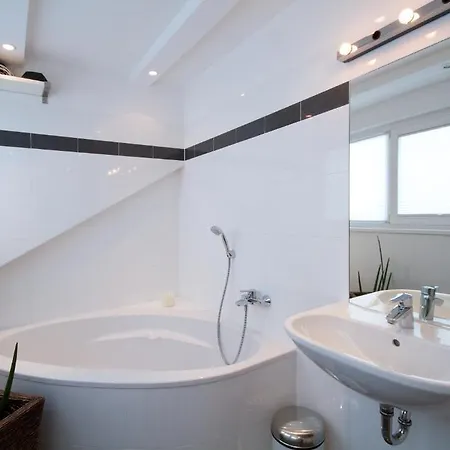 My In Vienna- Smart - Leopoldstadt Apartment
