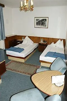 Hotell Dr. Geissler 3*