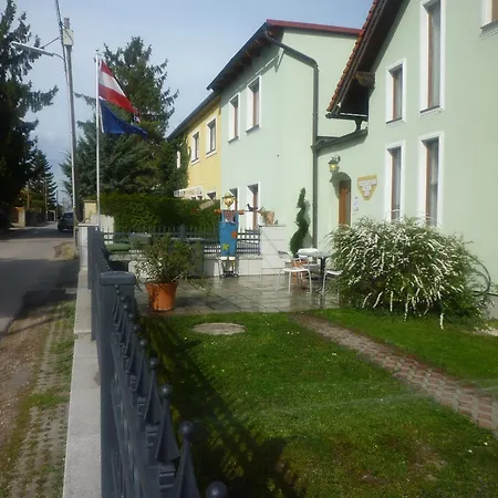 Gartenpension Prosl Apartment *