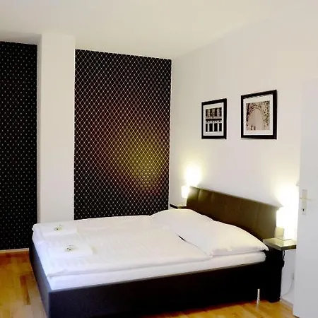 Vienna Inn Apartments