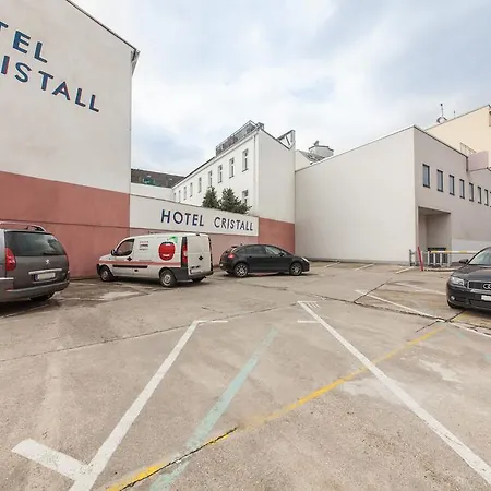 Hotel Novum Cristall Messe 3*