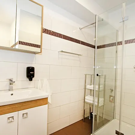 Christiano Hauptbahnhof | Contactless Check-in Apartment