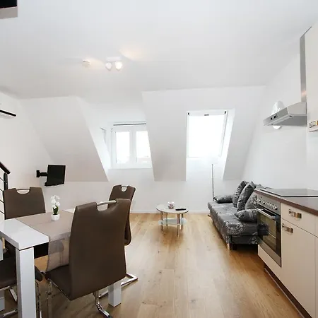 Christiano Hauptbahnhof | Contactless Check-in Apartment *