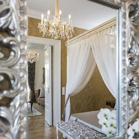 Schloss Schoenbrunn Grand Suite *