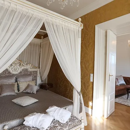 Apartment Schloss Schoenbrunn Grand Suite Vienna