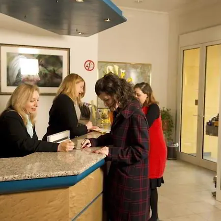 Allegro Hotel