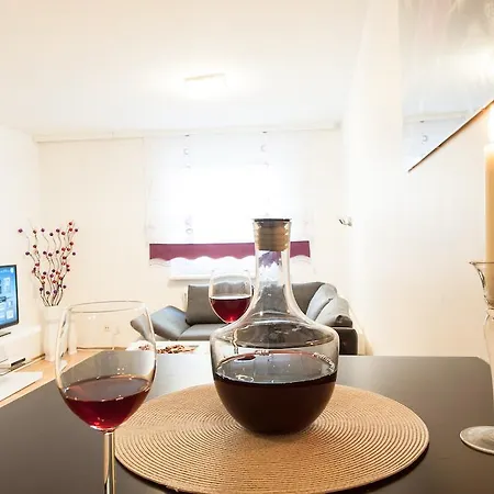 Apartment Royal Hundertwasser Village Vienna