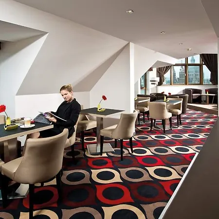 Otel Leonardo Westbahnhof Viyana