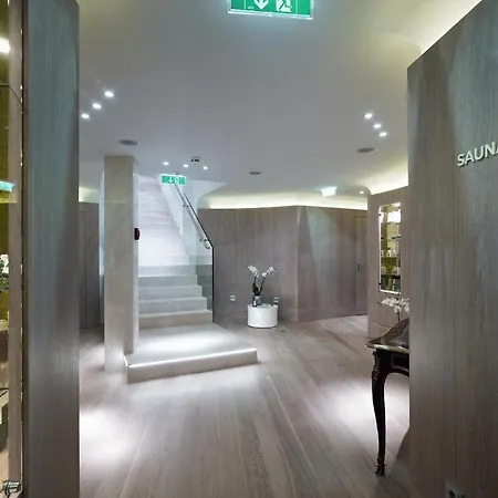 Sans Souci Hotel 5*