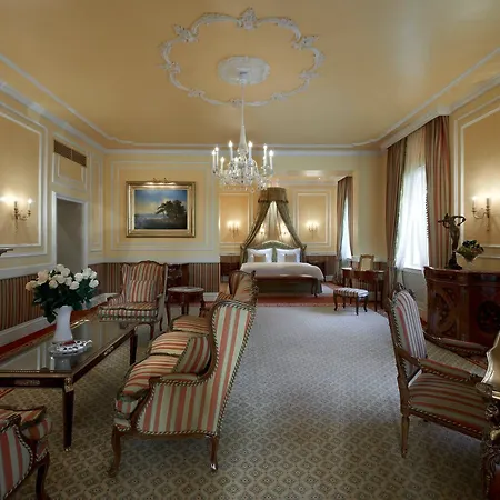 Hotel Sacher 5*