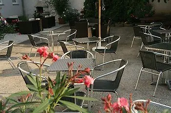 Hotel Hahn 3*