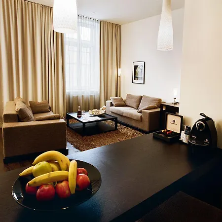 Ξενοδοχείο με διαμερίσματα Myplace - Premium Riverside 4*