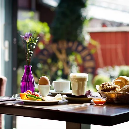 Bed & Breakfast Stadthalle 2*